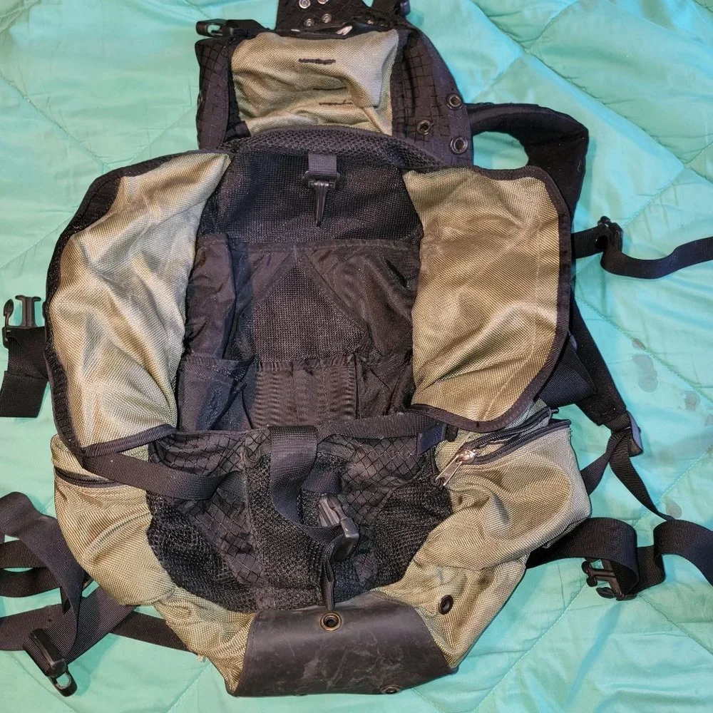 Oakley Icon Tactical Backpack Green Outdoor Camping Everyday Backpack